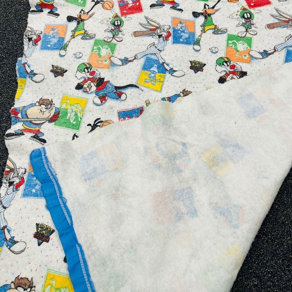 Vintage Looney Tunes‎ Sports Throw Blanket Bugs Taz Marvin Daffy Sylvester 1992 - Picture 3 of 7